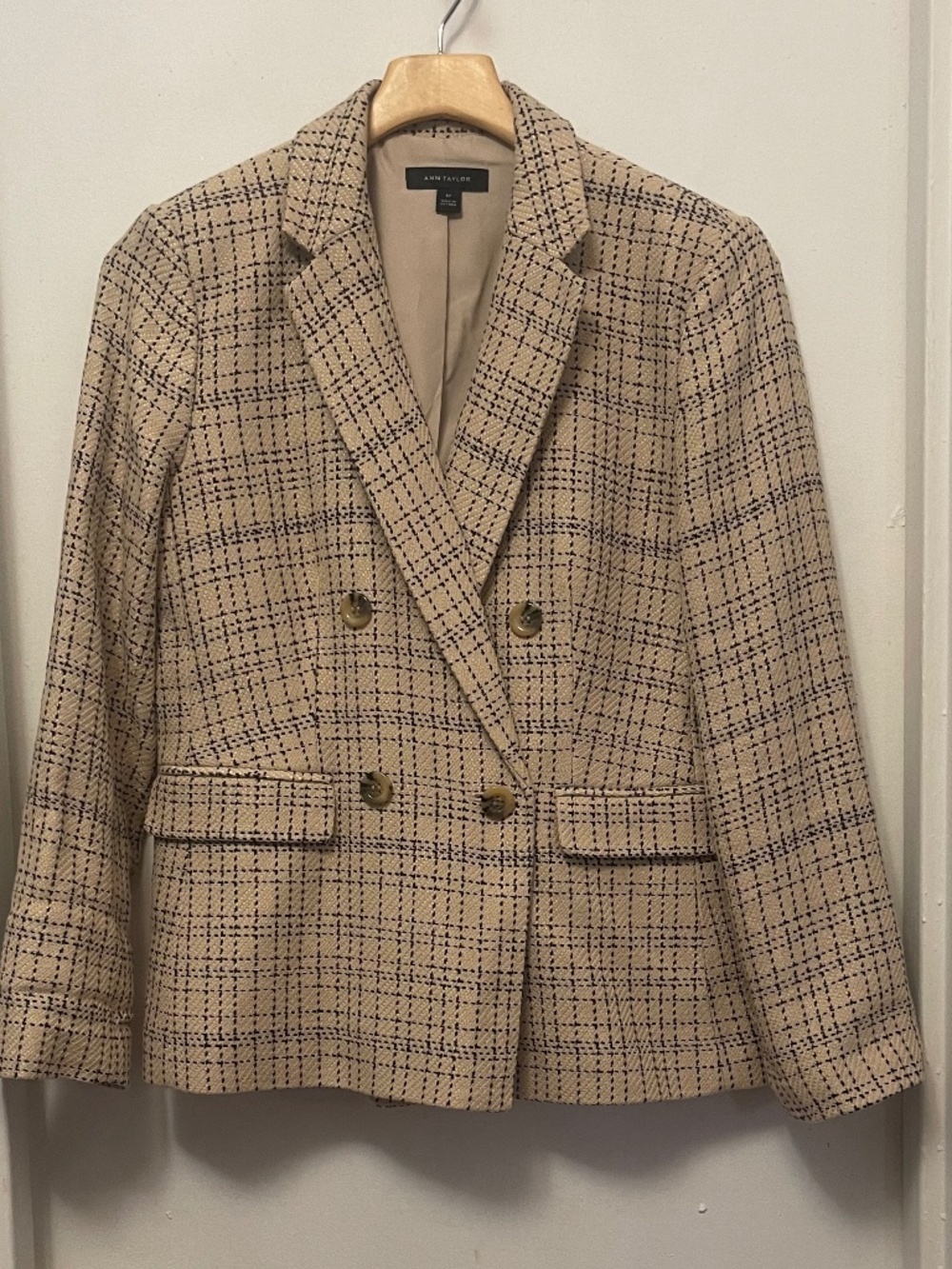 Ann Taylor cream and black plaid blazer 8P